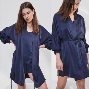 Lunya Washable Silk Robe Sz L/XL Deep Blue Hypoallergenic